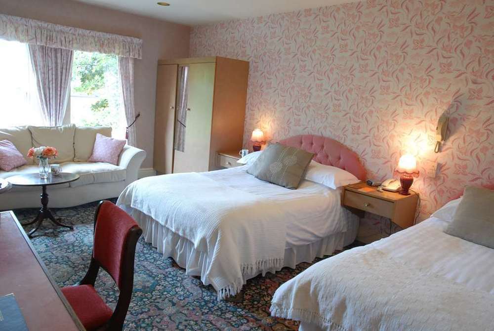 Golden Pheasant Country Hotel Llangollen Room photo